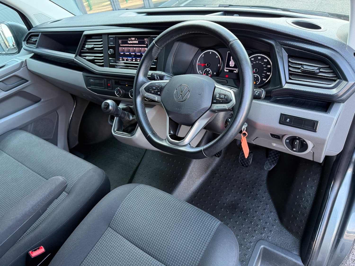 Used Volkswagen Transporter 2024 for sale - 77985054: Photo 22