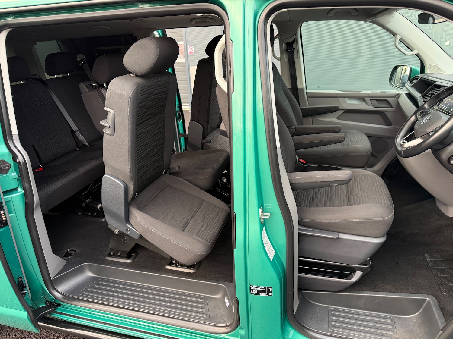 Used Volkswagen Transporter Shuttle 2021 for sale - 78079373: Photo 14