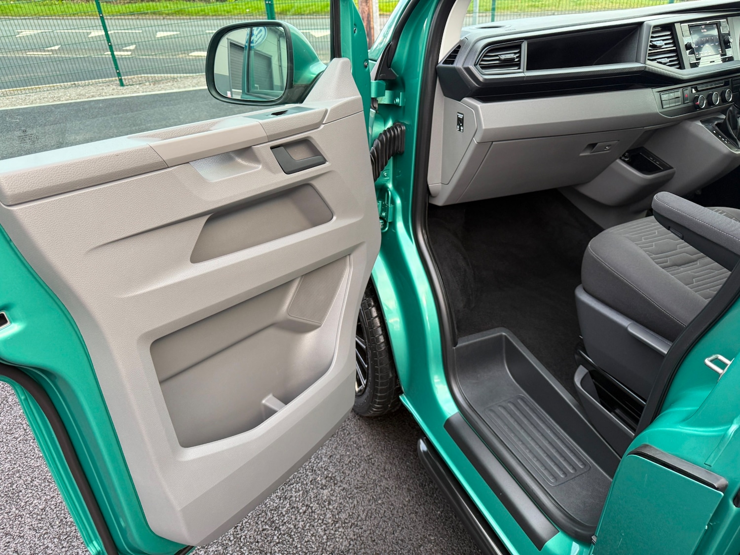 Used Volkswagen Transporter Shuttle 2021 for sale - 78079373: Photo 18