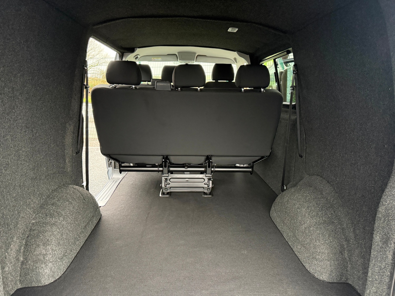 Used Volkswagen Transporter 2024 for sale - 77543792: Photo 3