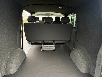 Used Volkswagen Transporter 2024 for sale - 77543792: Photo