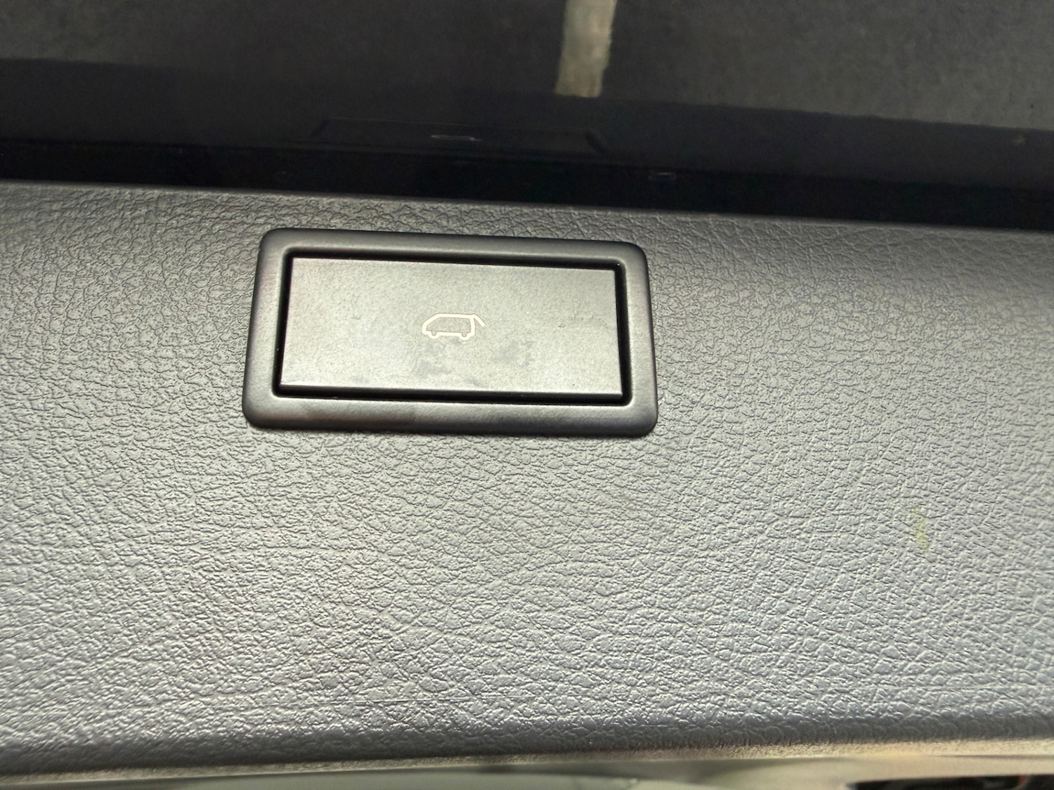 Used Volkswagen Transporter Shuttle 2020 for sale - 77530556: Photo 11