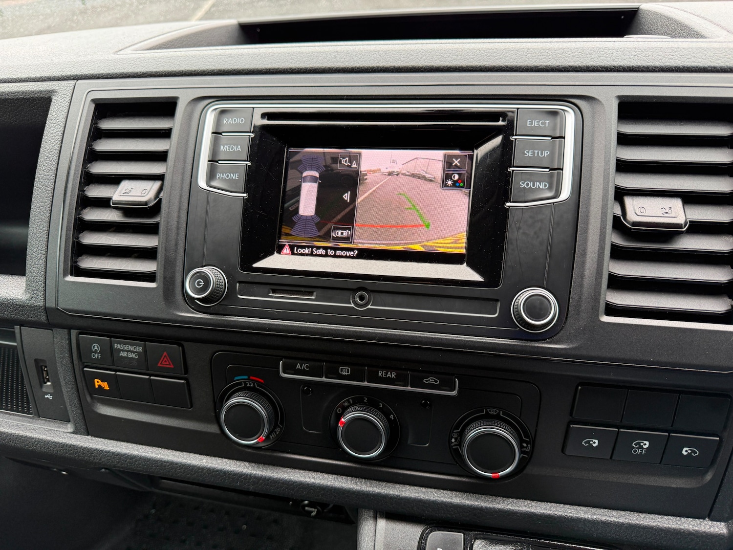 Used Volkswagen Transporter Shuttle 2020 for sale - 77530556: Photo 7