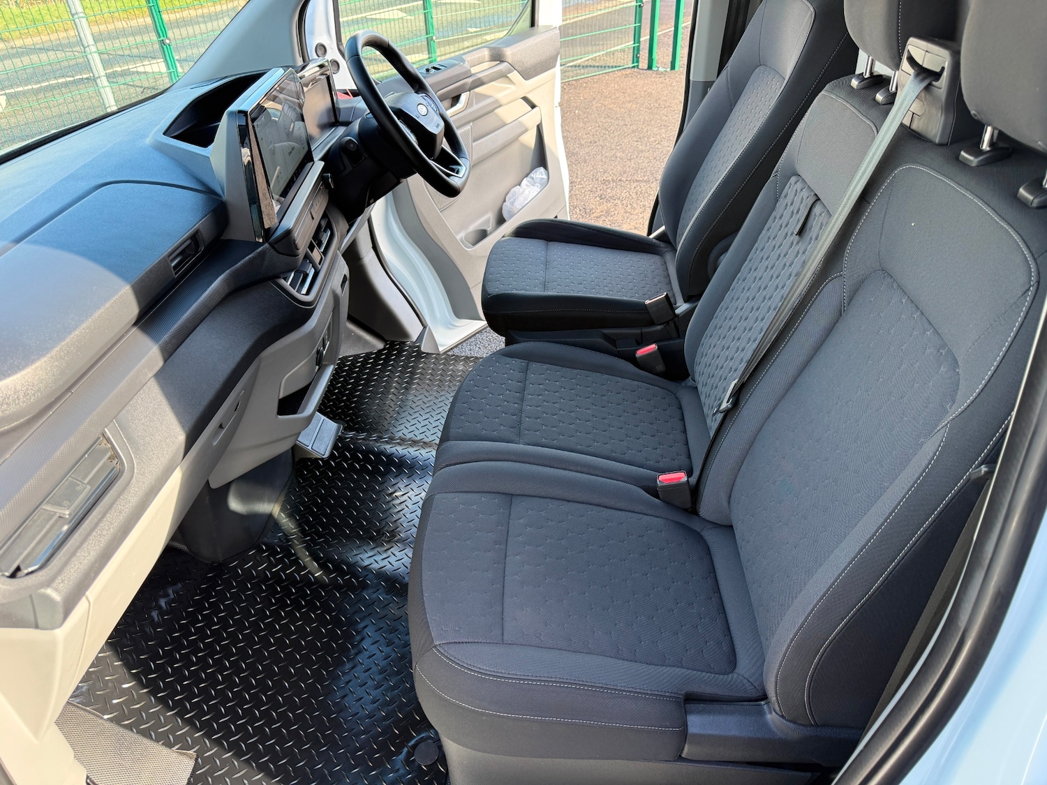 Used Ford Transit Custom 2024 for sale - 77932890: Photo 21