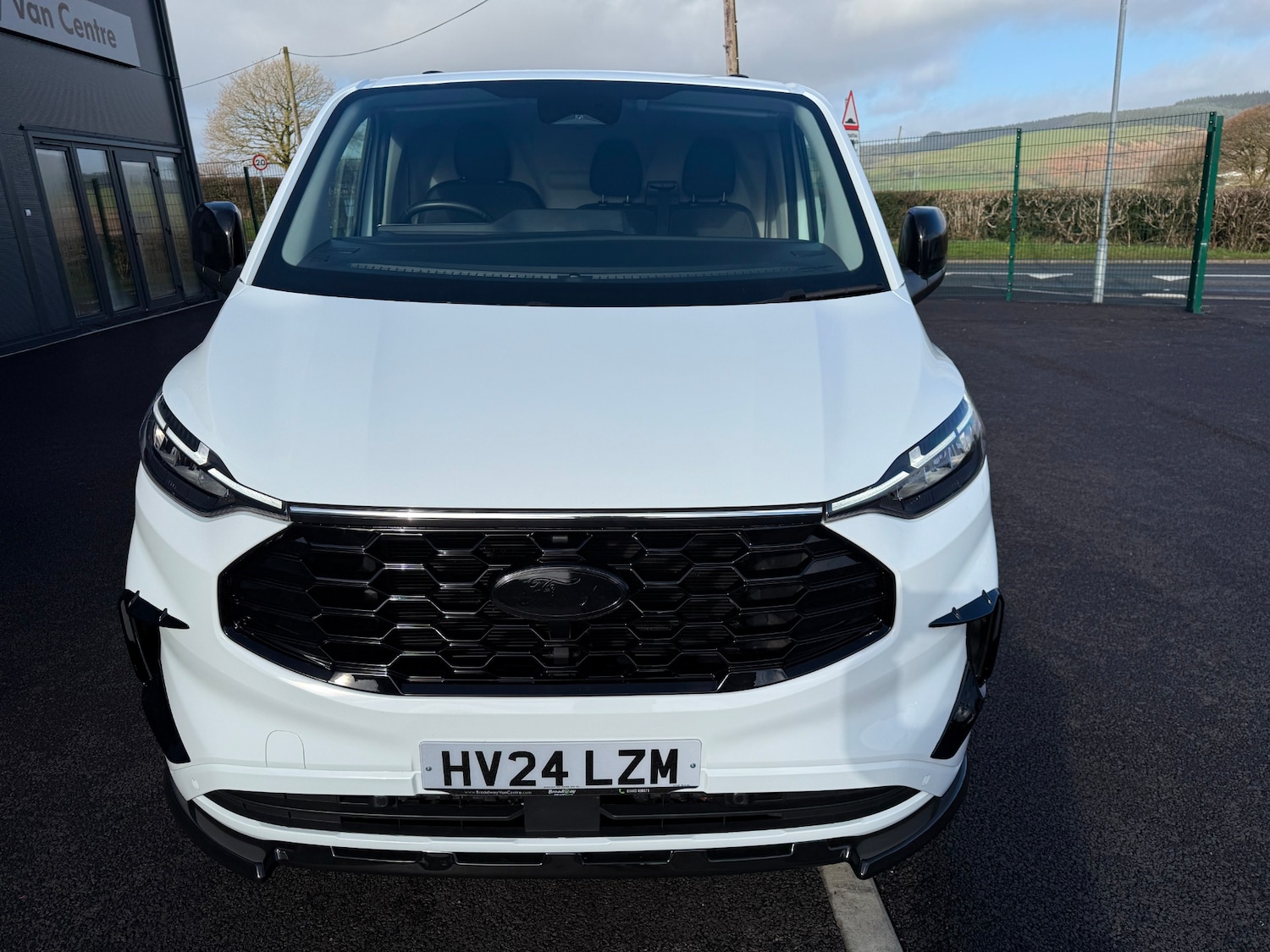 Used Ford Transit Custom 2024 for sale - 77932890: Photo 5