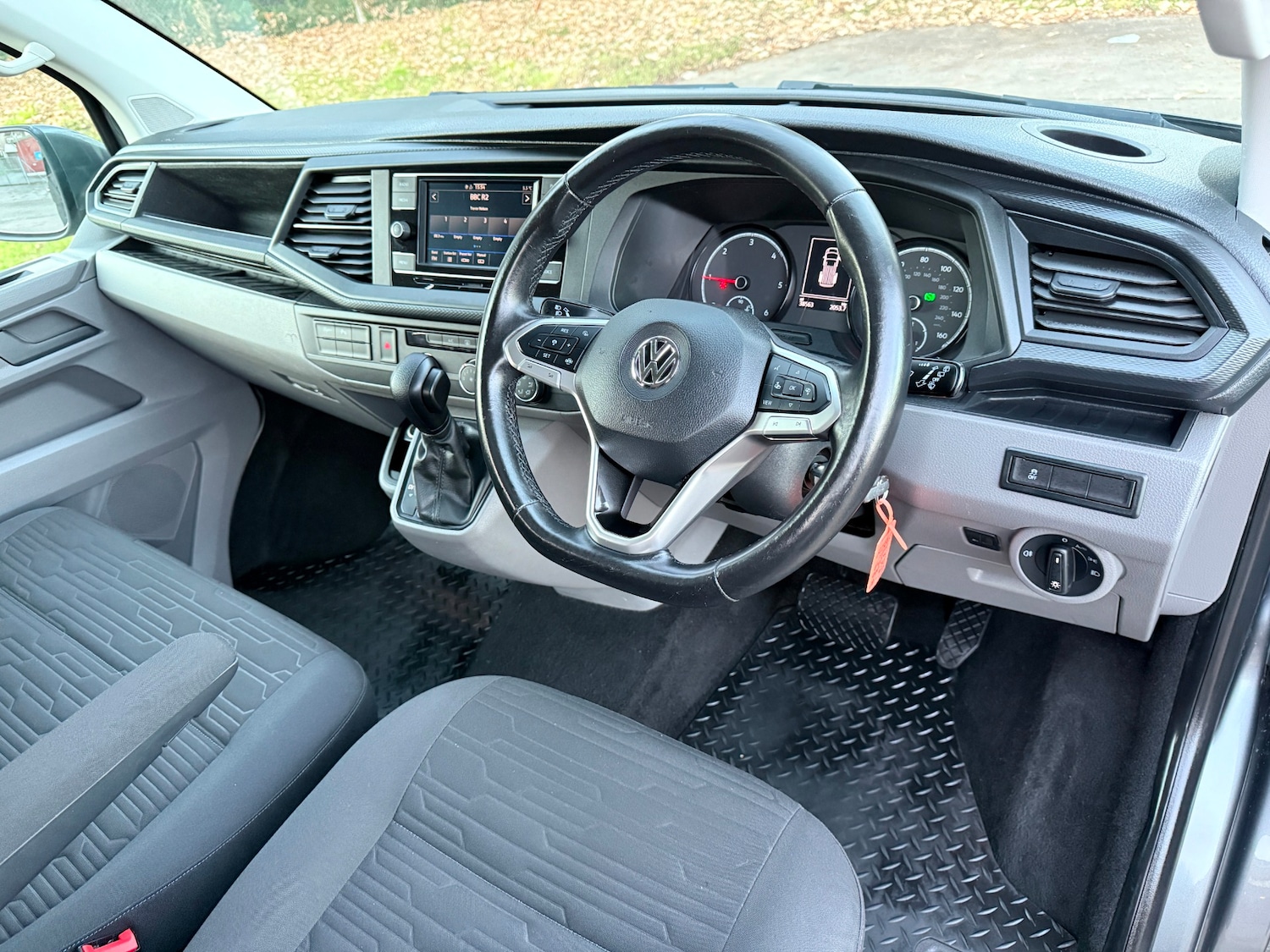 Used Volkswagen Transporter 2020 for sale - 76471402: Photo 24