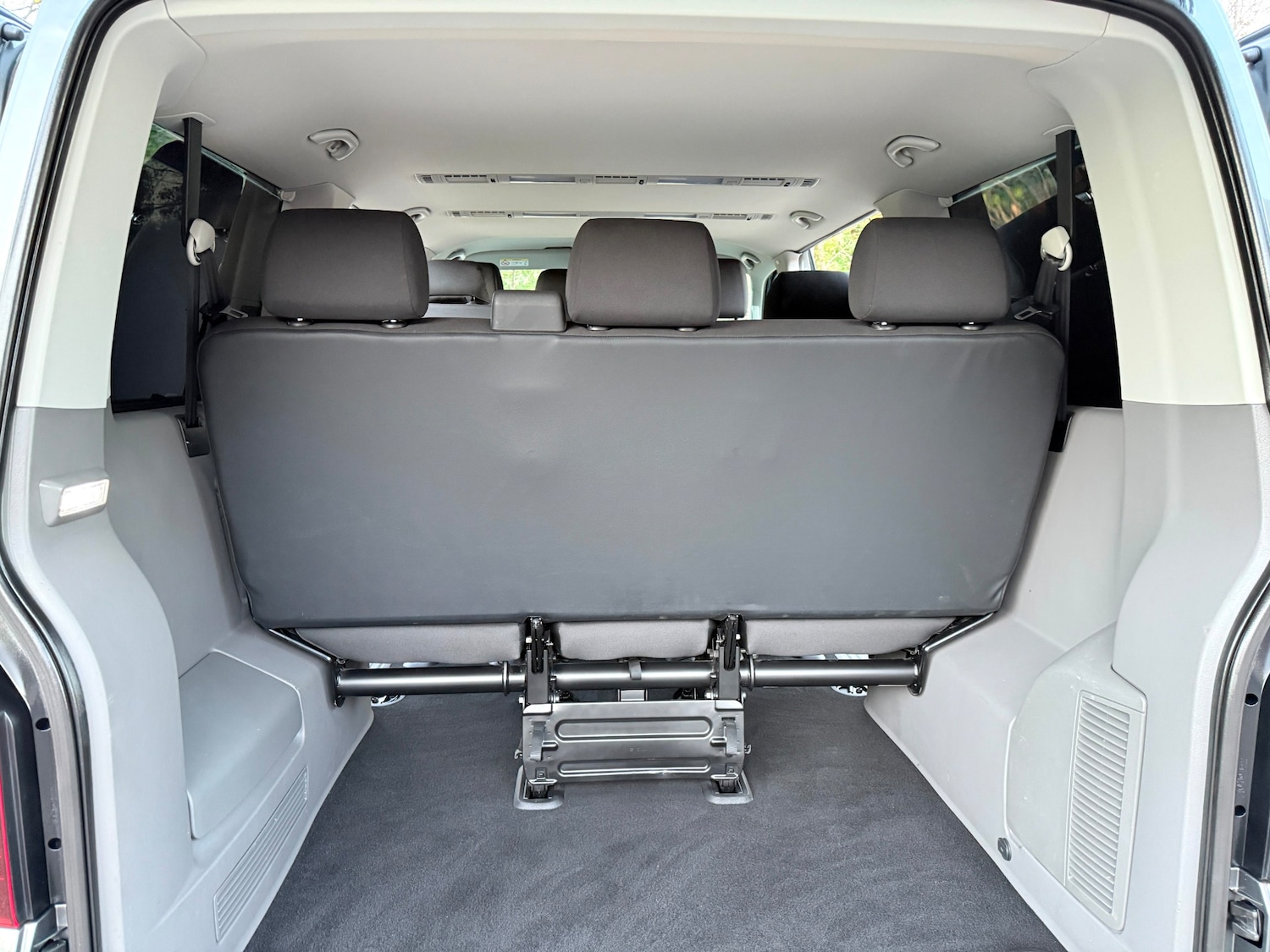 Used Volkswagen Transporter 2020 for sale - 76471402: Photo 3