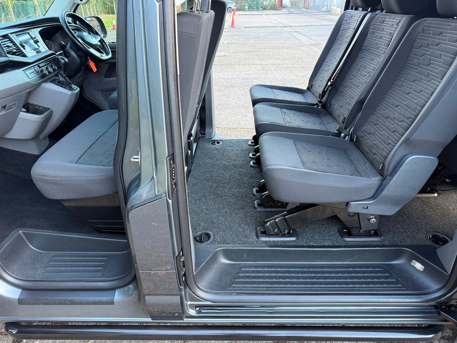 Used Volkswagen Transporter 2020 for sale - 76471403: Photo 16