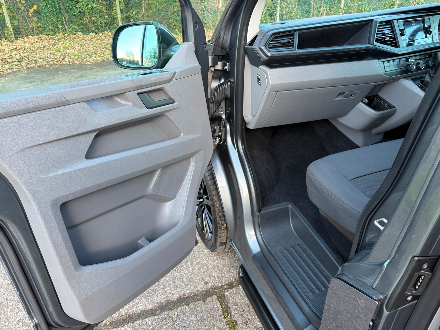 Used Volkswagen Transporter 2020 for sale - 76471403: Photo 19