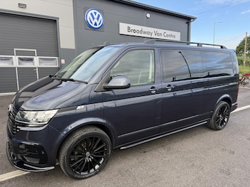 Used Volkswagen Transporter Shuttle 2021 for sale - 79463888: Photo