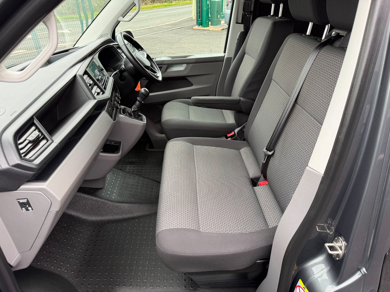 Used Volkswagen Transporter 2023 for sale - 78202555: Photo 17