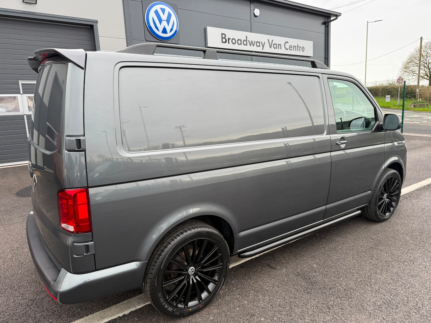 Used Volkswagen Transporter 2023 for sale - 78202555: Photo 7