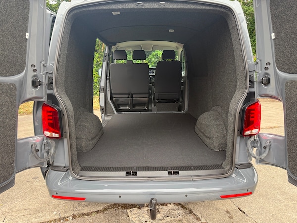 Used Volkswagen Transporter 2022 for sale - 75561940: Photo 3