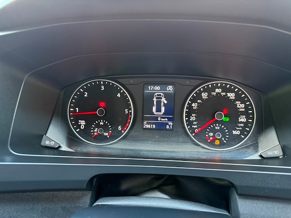 Used Volkswagen Transporter 2019 for sale - 75536630: Photo 23