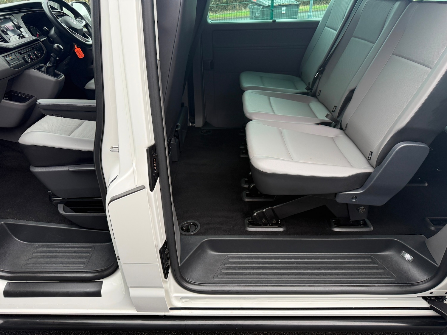 Used Volkswagen Transporter Shuttle 2021 for sale - 77385623: Photo 10