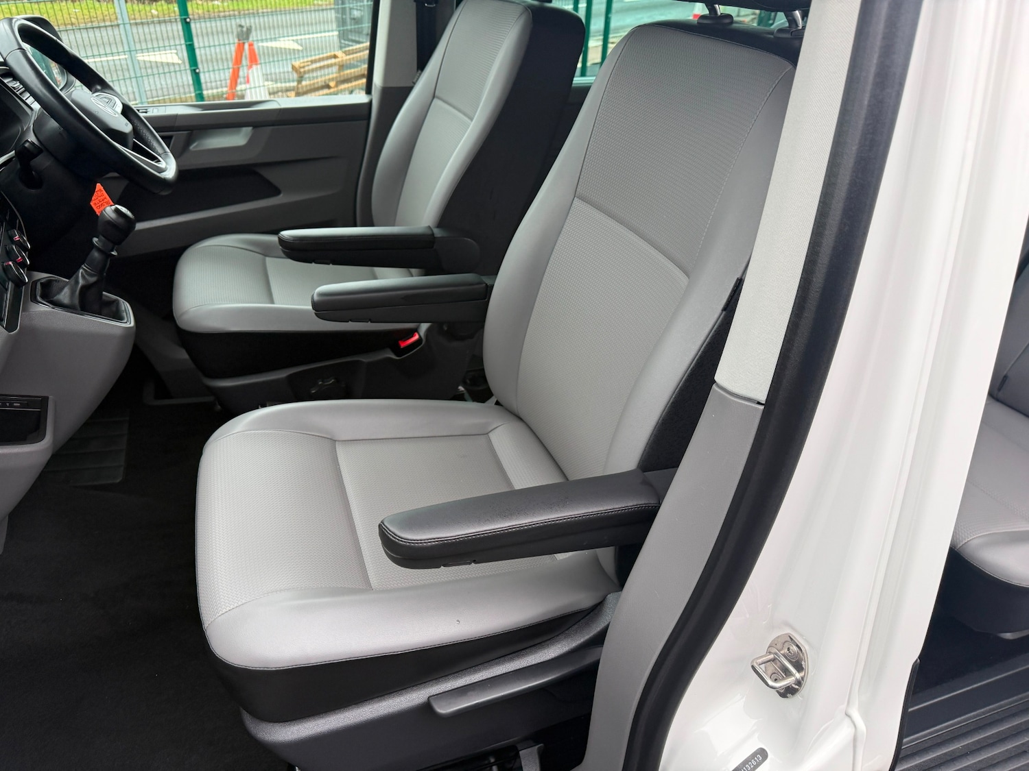 Used Volkswagen Transporter Shuttle 2021 for sale - 77385623: Photo 17