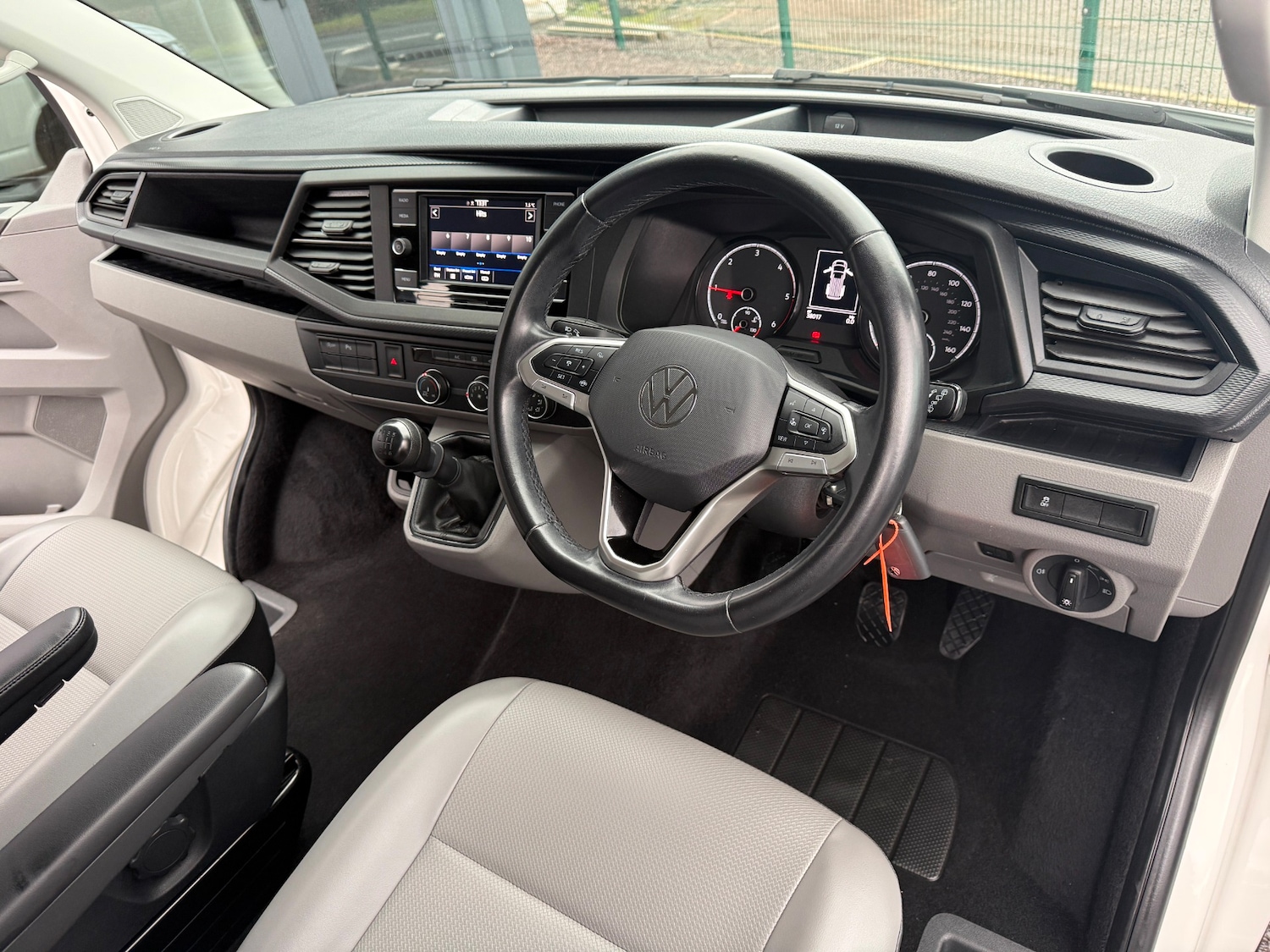 Used Volkswagen Transporter Shuttle 2021 for sale - 77385623: Photo 21