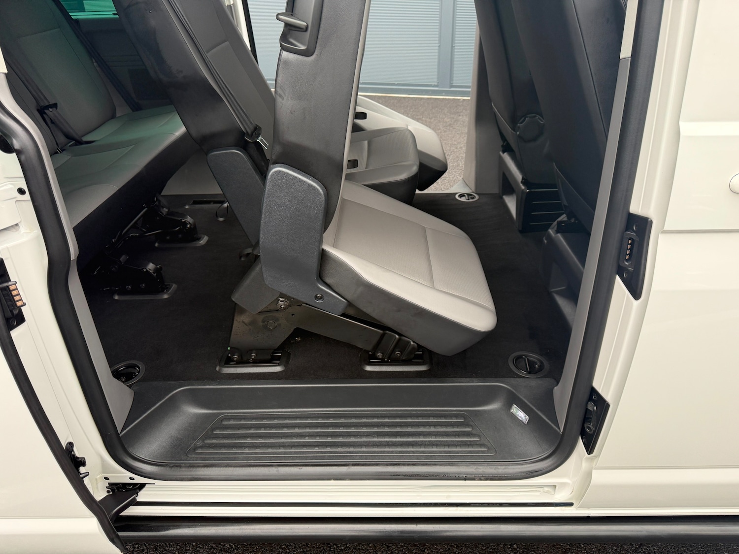 Used Volkswagen Transporter Shuttle 2021 for sale - 77385623: Photo 9