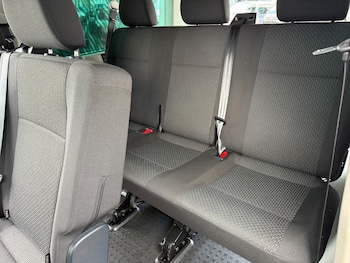 Used Volkswagen Transporter Shuttle 2019 for sale - 78317606: Photo