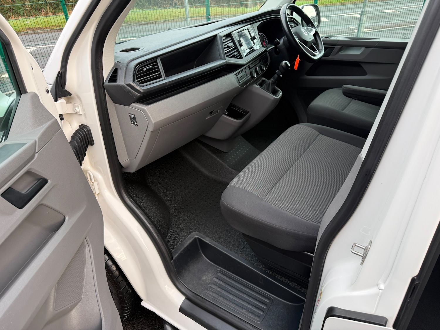 Used Volkswagen Transporter for sale - 77663706: Photo 15