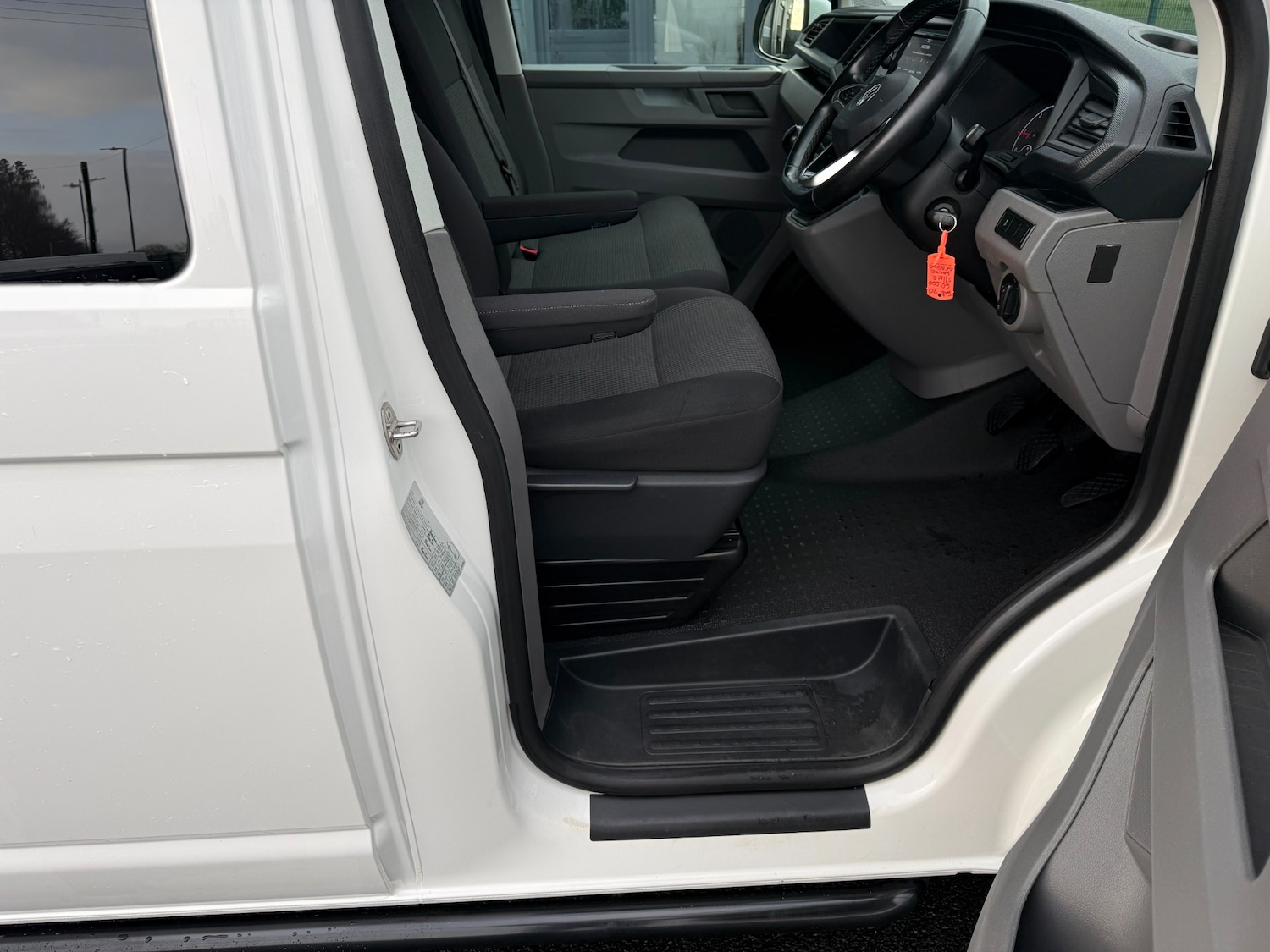 Used Volkswagen Transporter for sale - 77663706: Photo 16