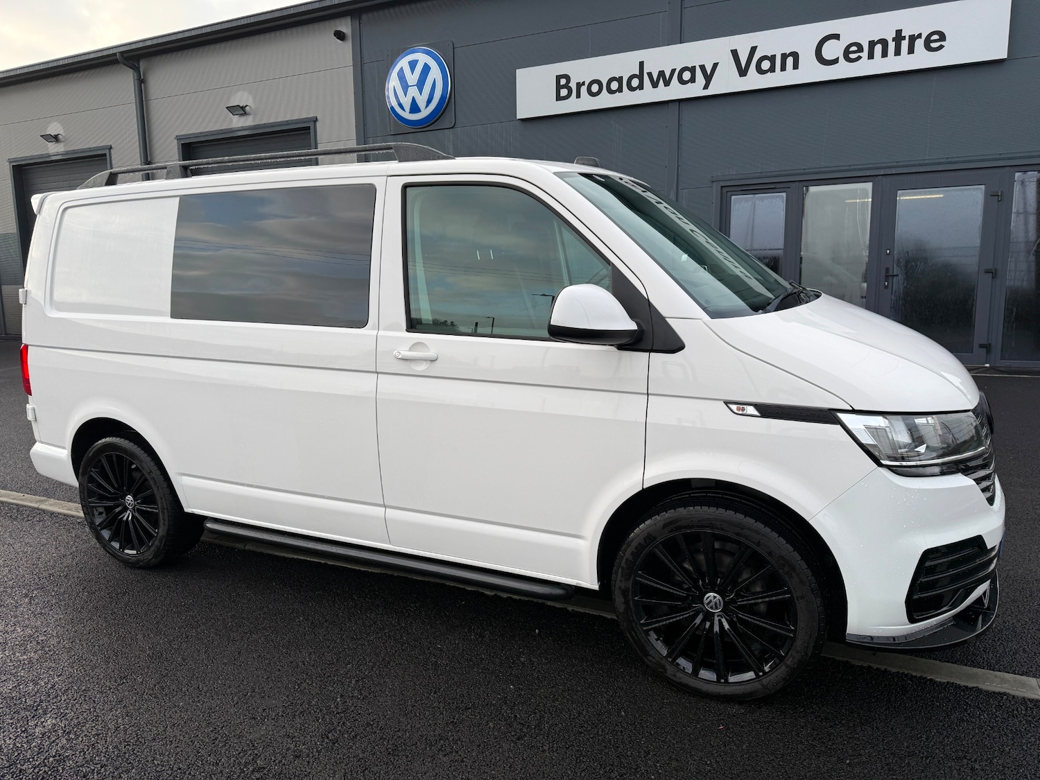 Used Volkswagen Transporter for sale - 77663706: Photo 2