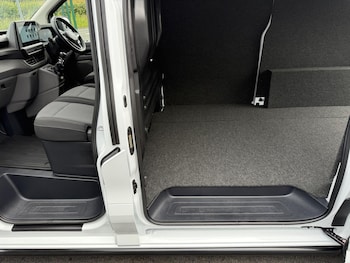 Used Volkswagen Transporter 2025 for sale - 79043580: Photo