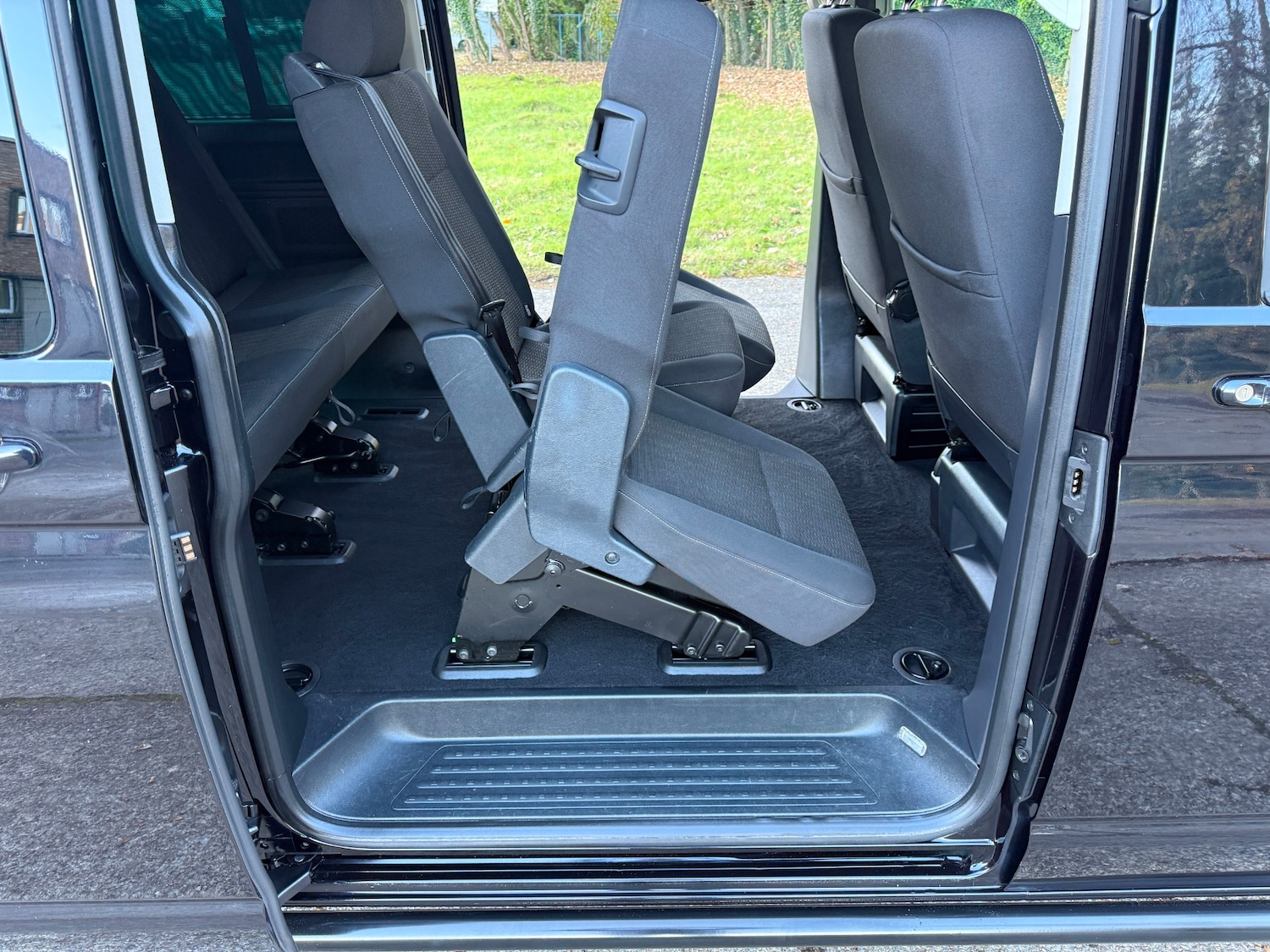 Used Volkswagen Transporter Shuttle 2019 for sale - 76919911: Photo 11