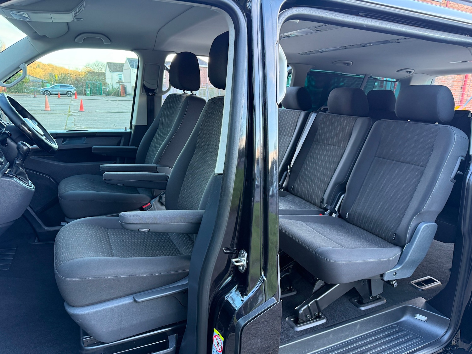 Used Volkswagen Transporter Shuttle 2019 for sale - 76919911: Photo 22