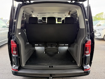 Used Volkswagen Transporter Shuttle 2020 for sale - 79105483: Photo