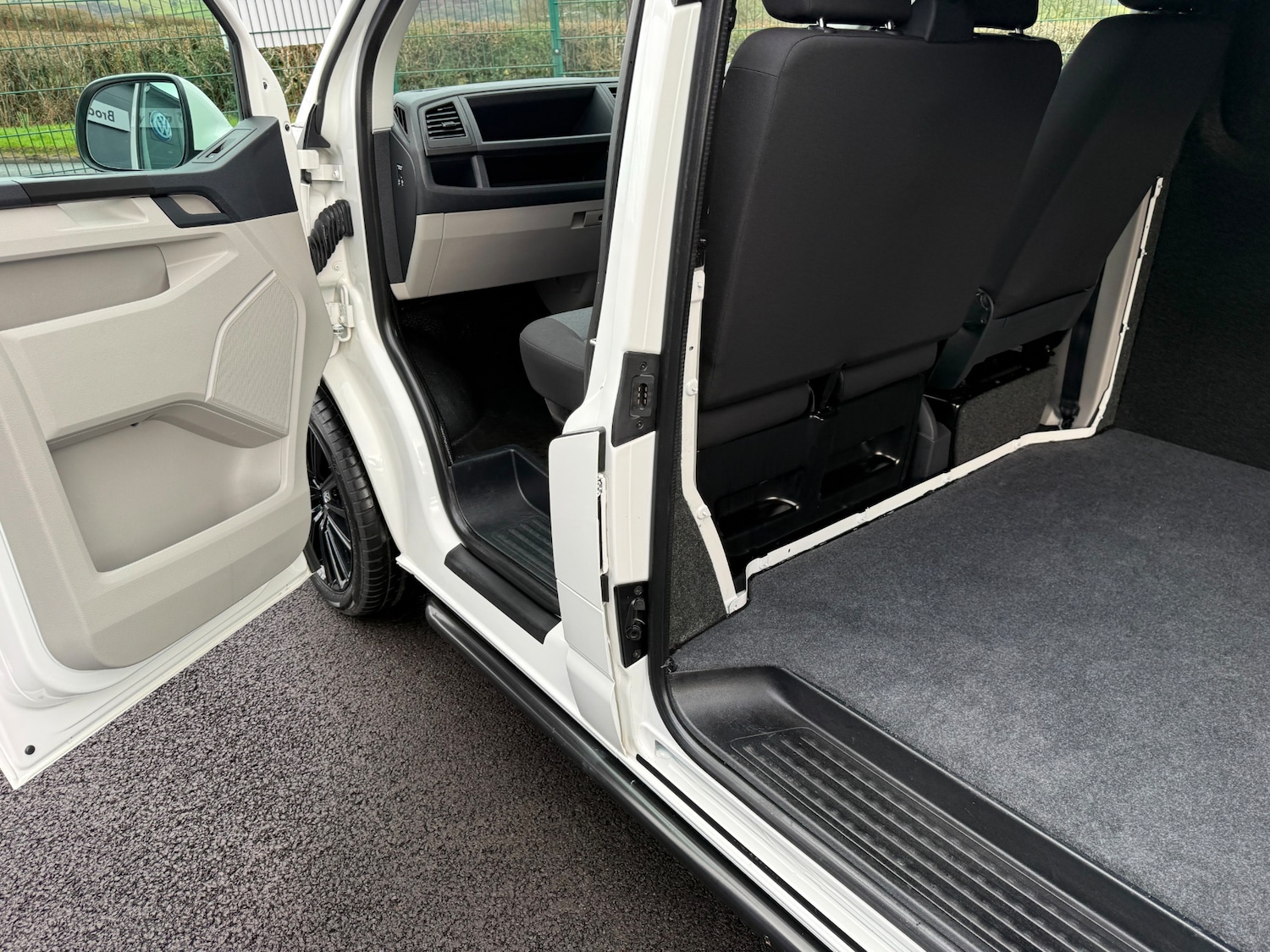 Used Volkswagen Transporter 2019 for sale - 77663707: Photo 12