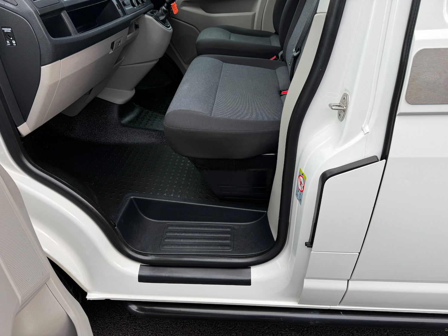 Used Volkswagen Transporter 2019 for sale - 77663707: Photo 17