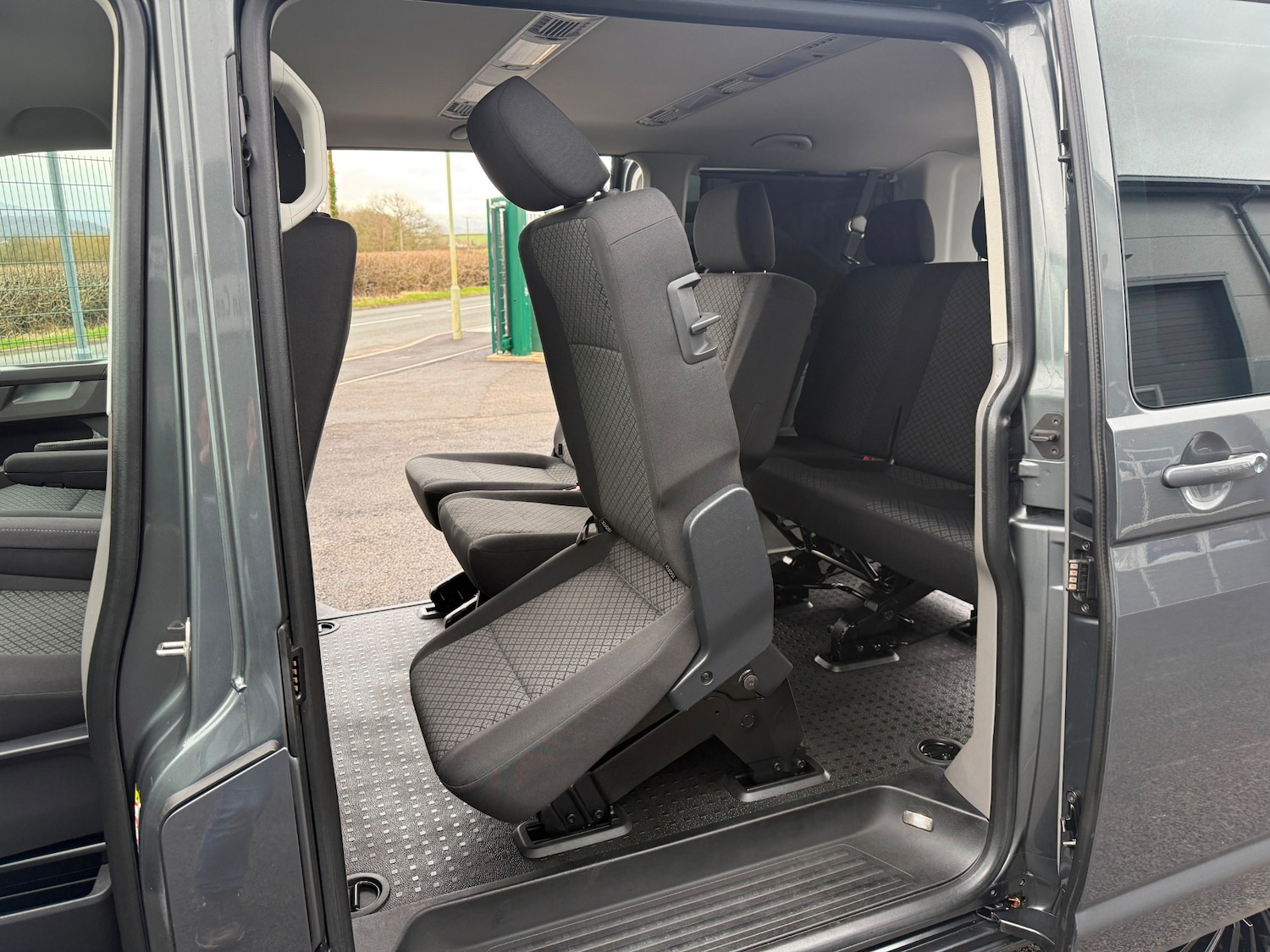 Used Volkswagen Transporter Shuttle 2020 for sale - 77902727: Photo 15