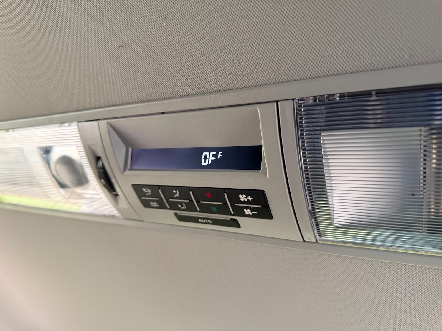 Used Volkswagen Transporter 2018 for sale - 76305859: Photo 14