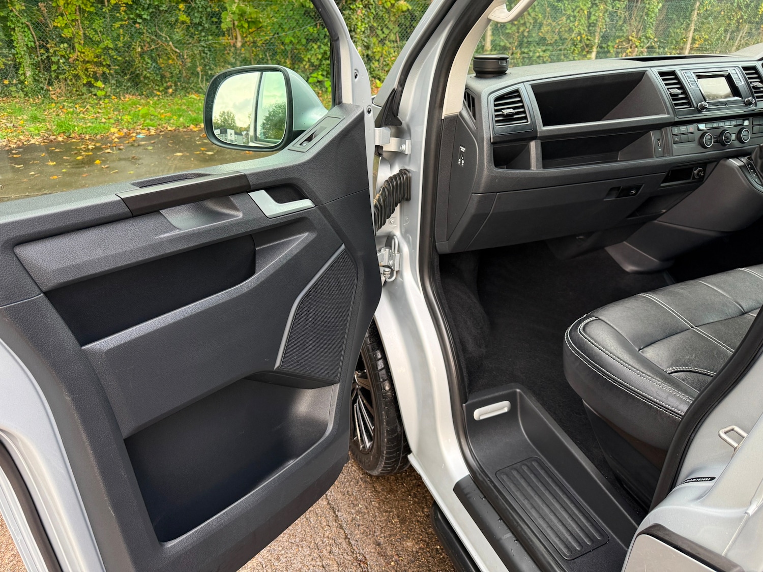 Used Volkswagen Transporter 2018 for sale - 76305859: Photo 16