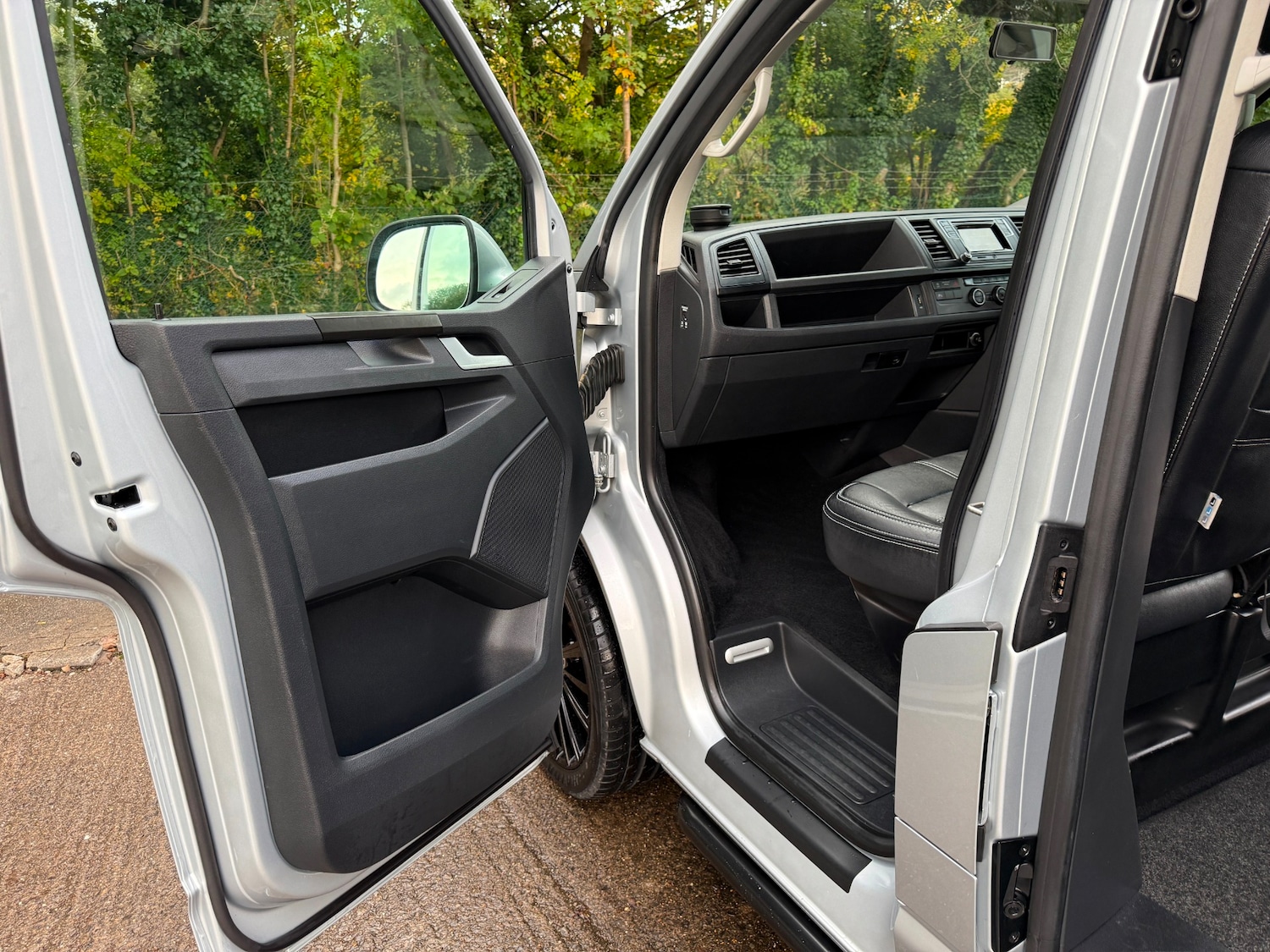 Used Volkswagen Transporter 2018 for sale - 76305859: Photo 17