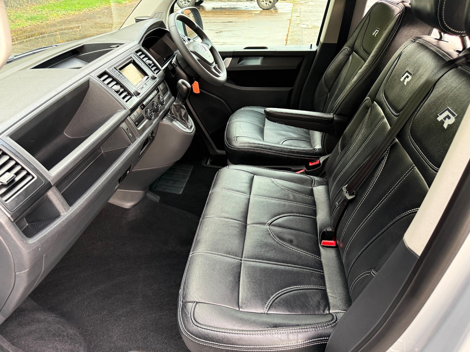 Used Volkswagen Transporter 2018 for sale - 76305859: Photo 18