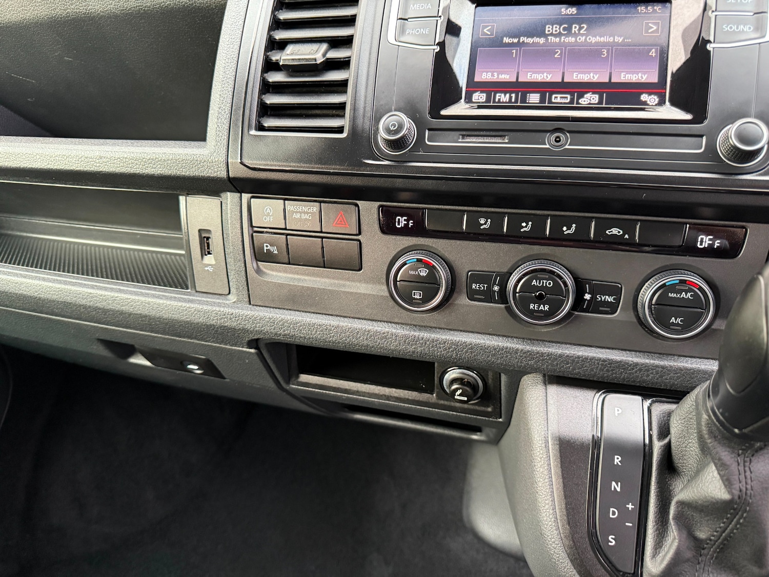 Used Volkswagen Transporter 2018 for sale - 76305859: Photo 22