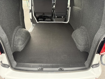 Used Volkswagen Transporter 2022 for sale - 79386586: Photo