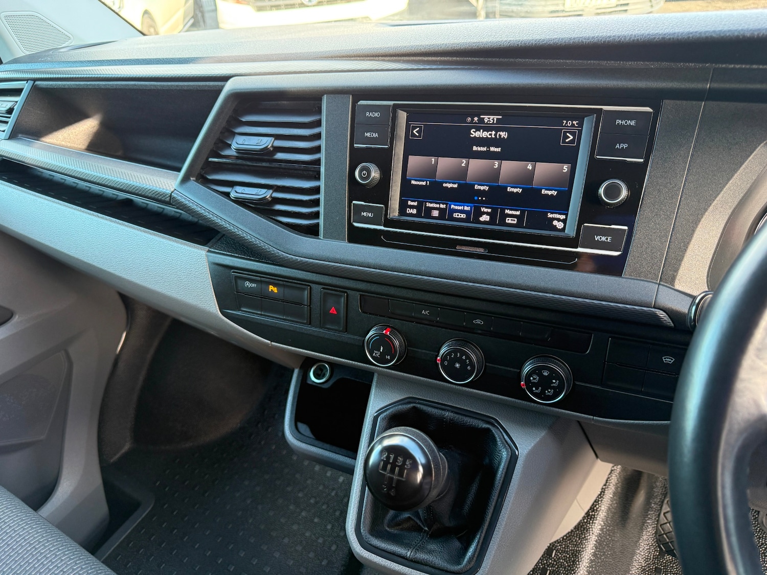 Used Volkswagen Transporter 2022 for sale - 77846694: Photo 24