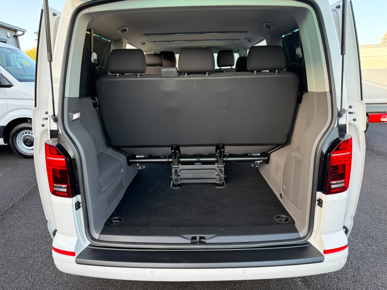 Used Volkswagen Transporter Shuttle 2020 for sale - 78169443: Photo 14