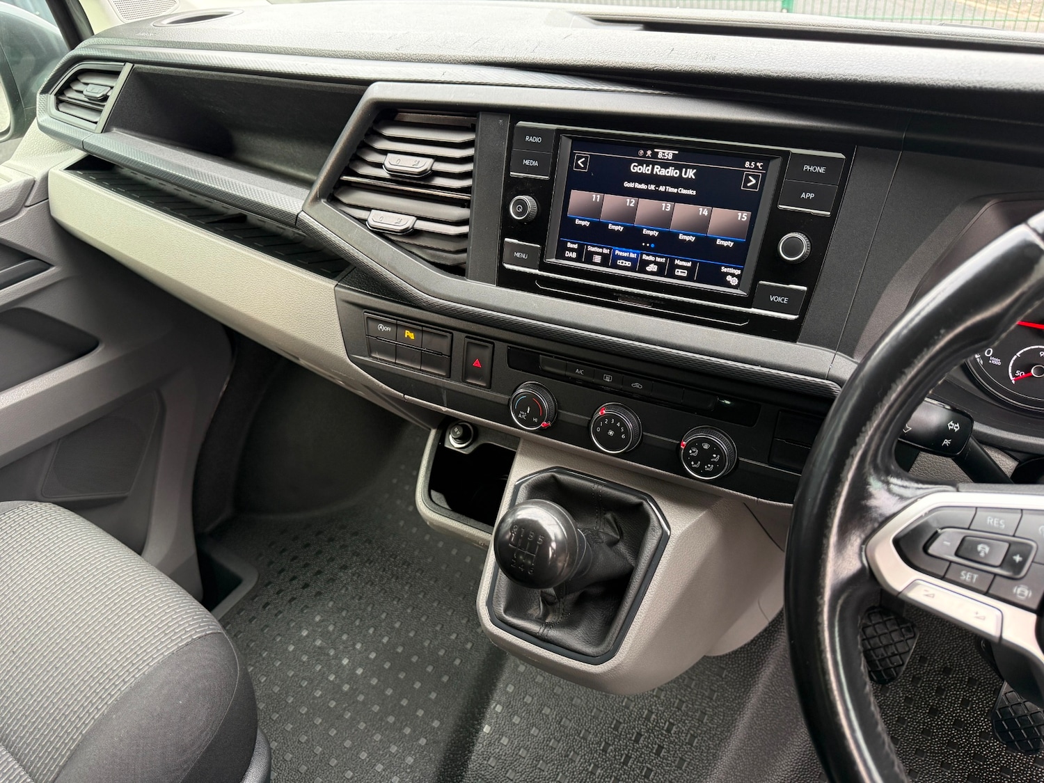 Used Volkswagen Transporter for sale - 77663709: Photo 17