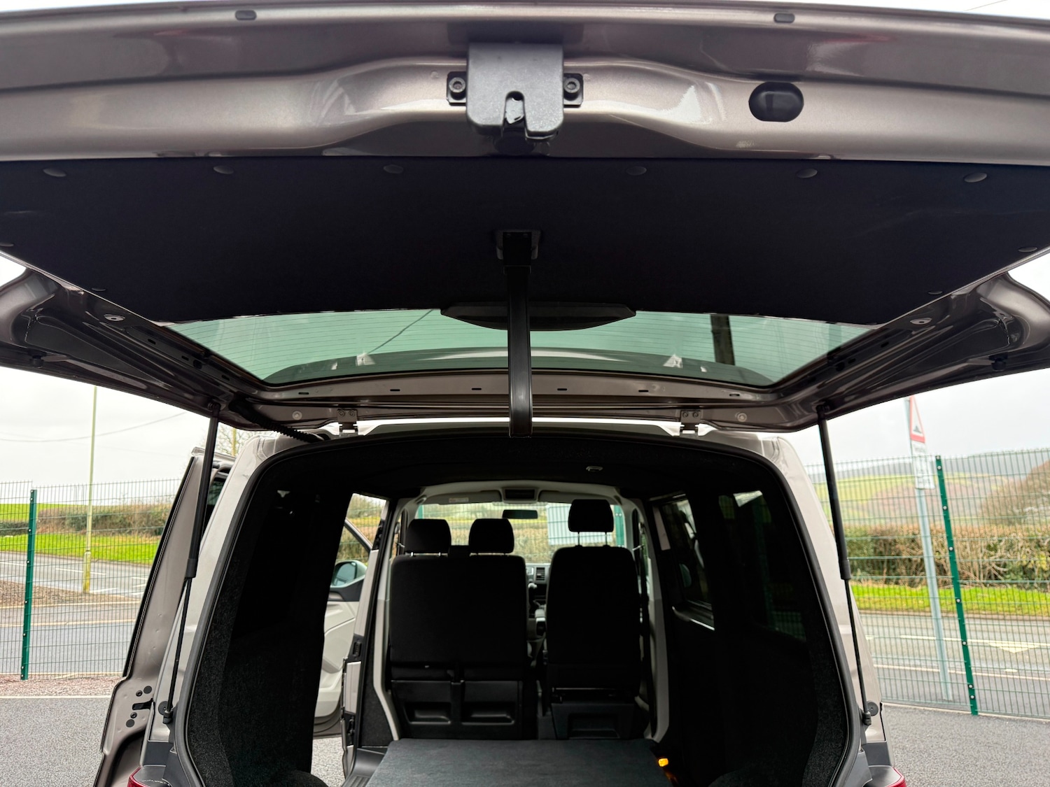 Used Volkswagen Transporter 2020 for sale - 77385625: Photo 11