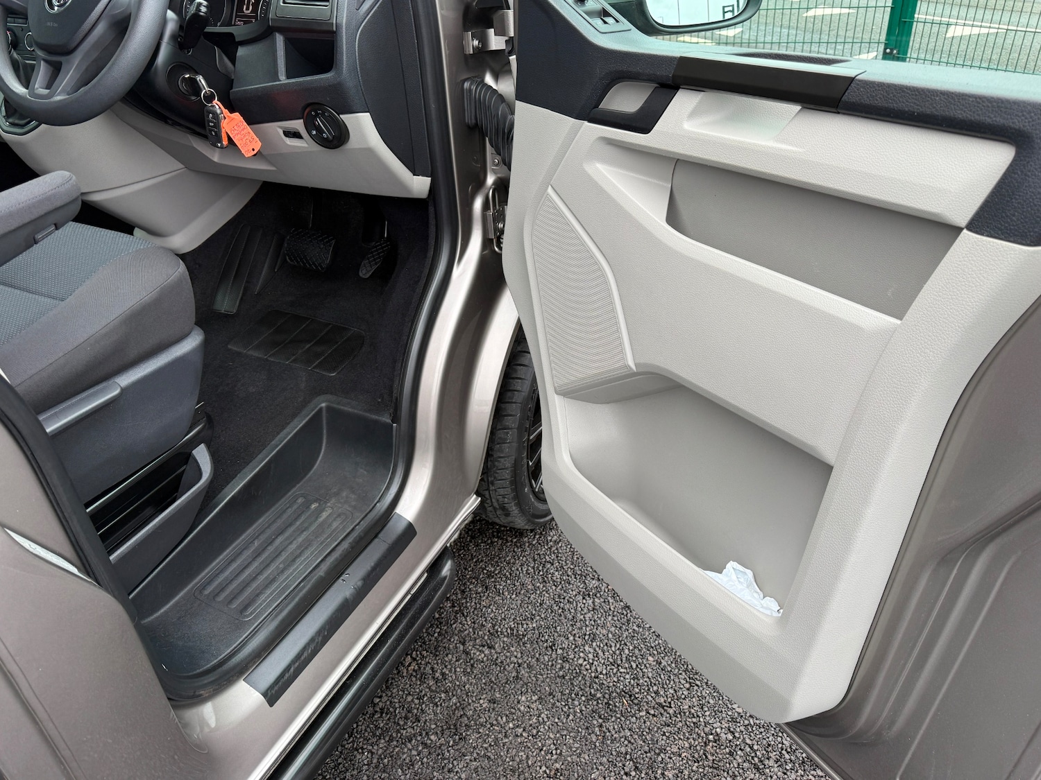 Used Volkswagen Transporter 2020 for sale - 77385625: Photo 14