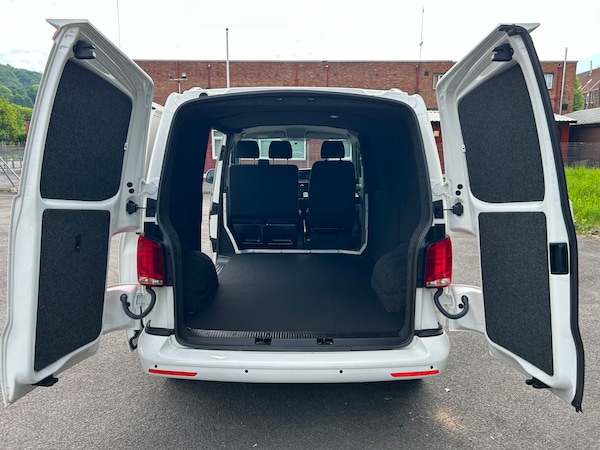 Used Volkswagen Transporter 2023 for sale - 75215501: Photo 10
