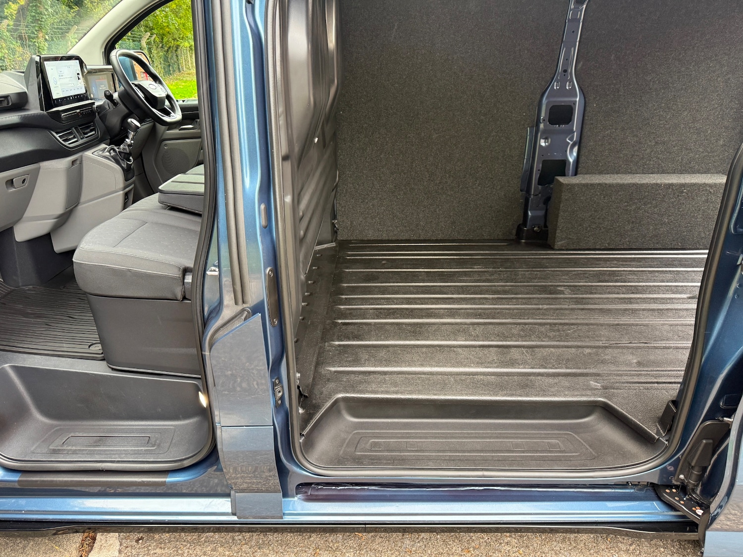 Used Ford Transit Custom 2024 for sale - 76288525: Photo 3