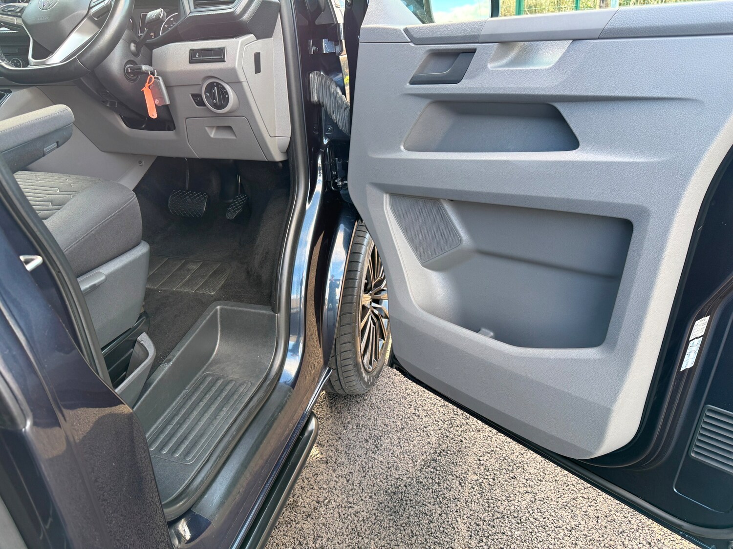 Used Volkswagen Transporter Shuttle 2020 for sale - 77846696: Photo 17