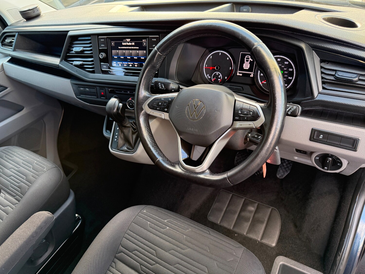 Used Volkswagen Transporter Shuttle 2020 for sale - 77846696: Photo 23