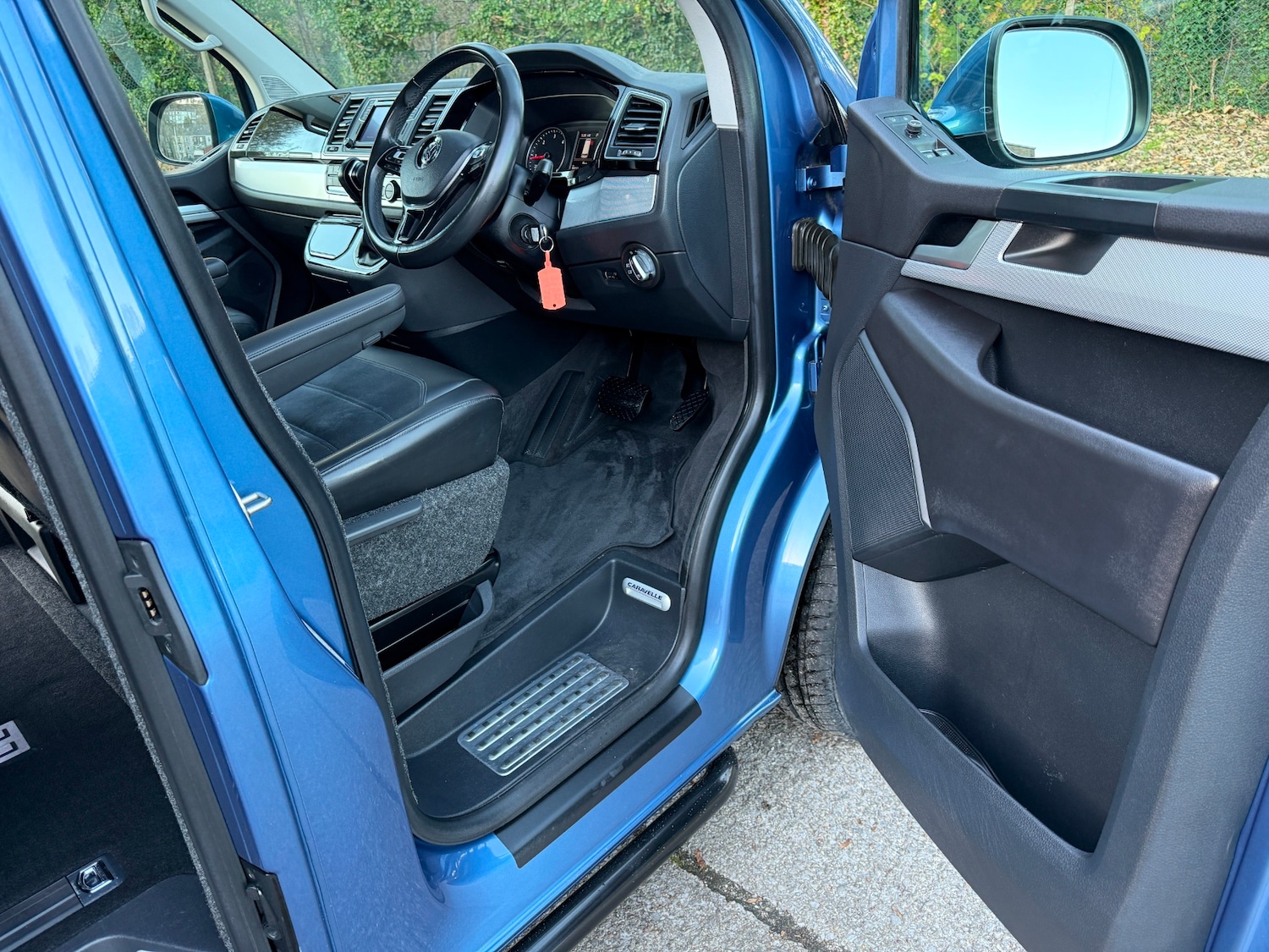 Used Volkswagen Caravelle 2018 for sale - 76630463: Photo 19