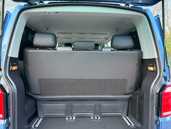 Used Volkswagen Caravelle 2018 for sale - 76630463: Photo